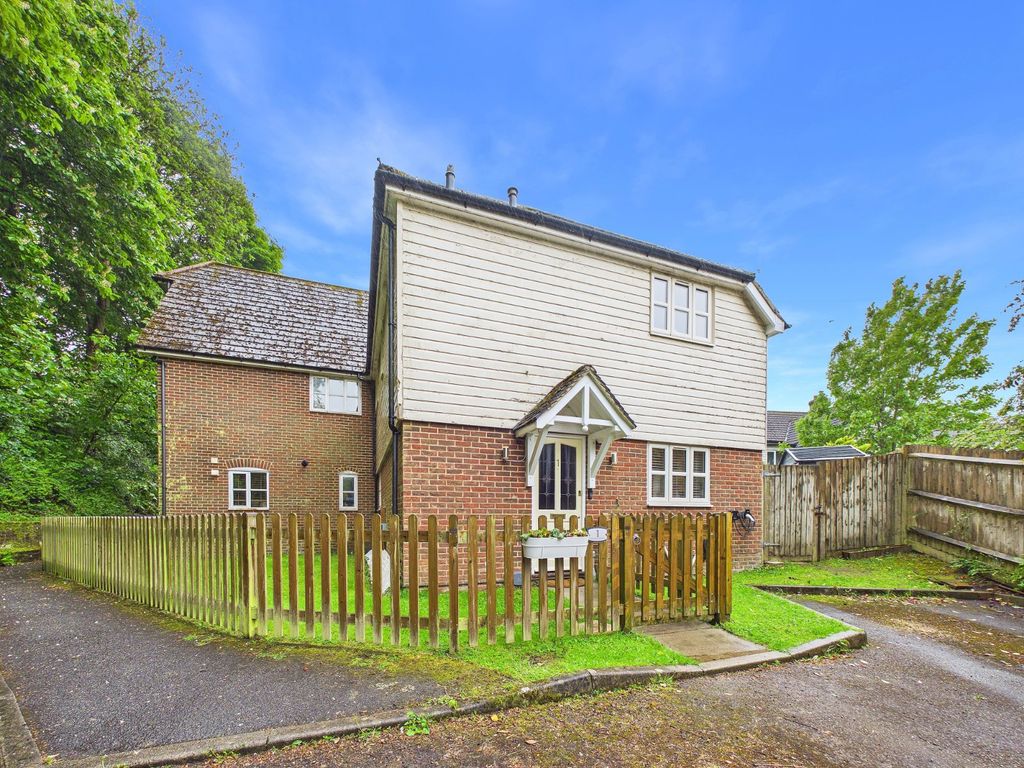 Property photo 1 of 18 Frontage
