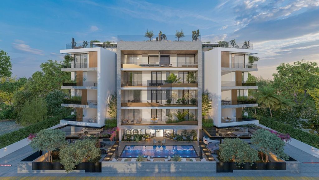 Property photo 2 of 47