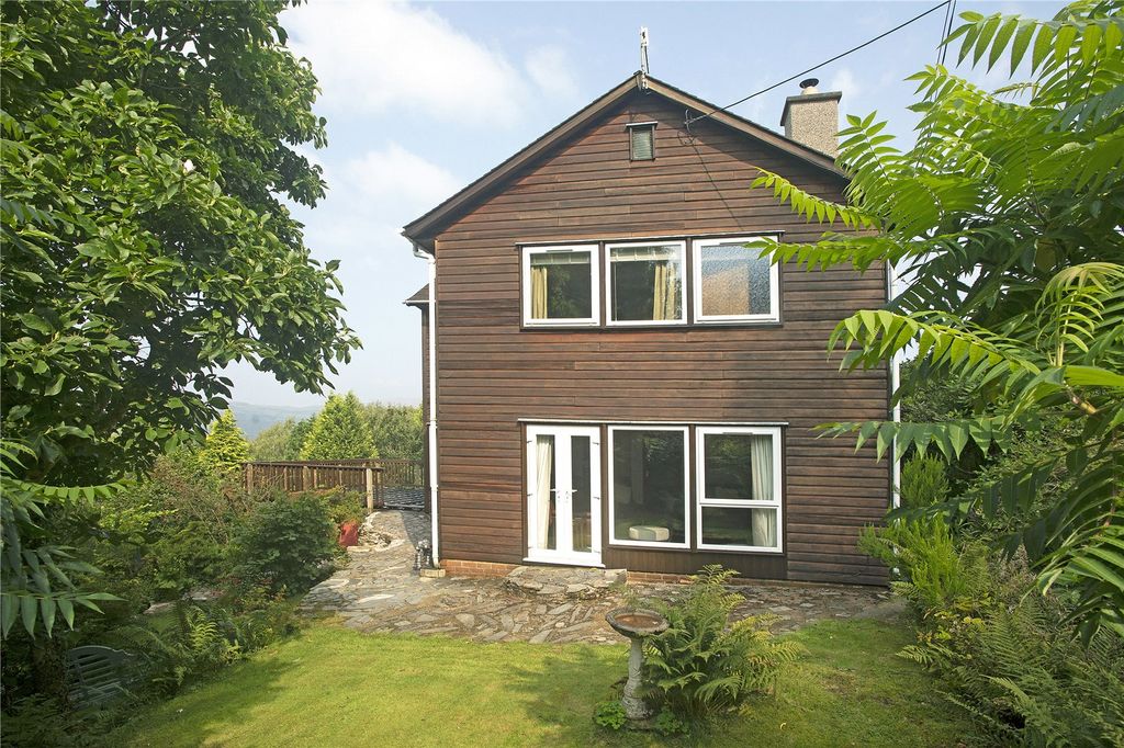 Property photo 3 of 25 Picture No. 03