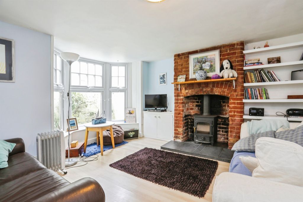Property photo 3 of 16
