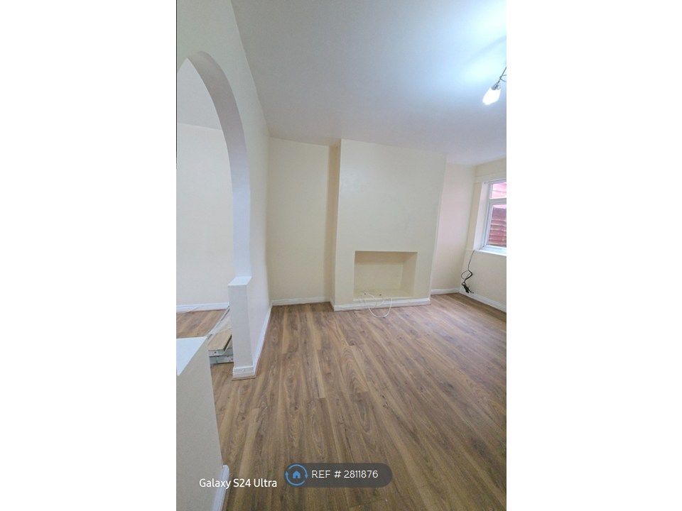 Property photo 3 of 12 Reception /Dining Room