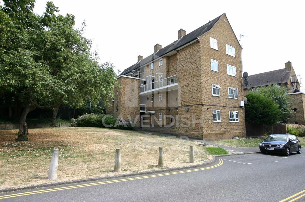 Property photo 1 of 3