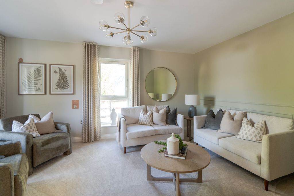 Property photo 2 of 24