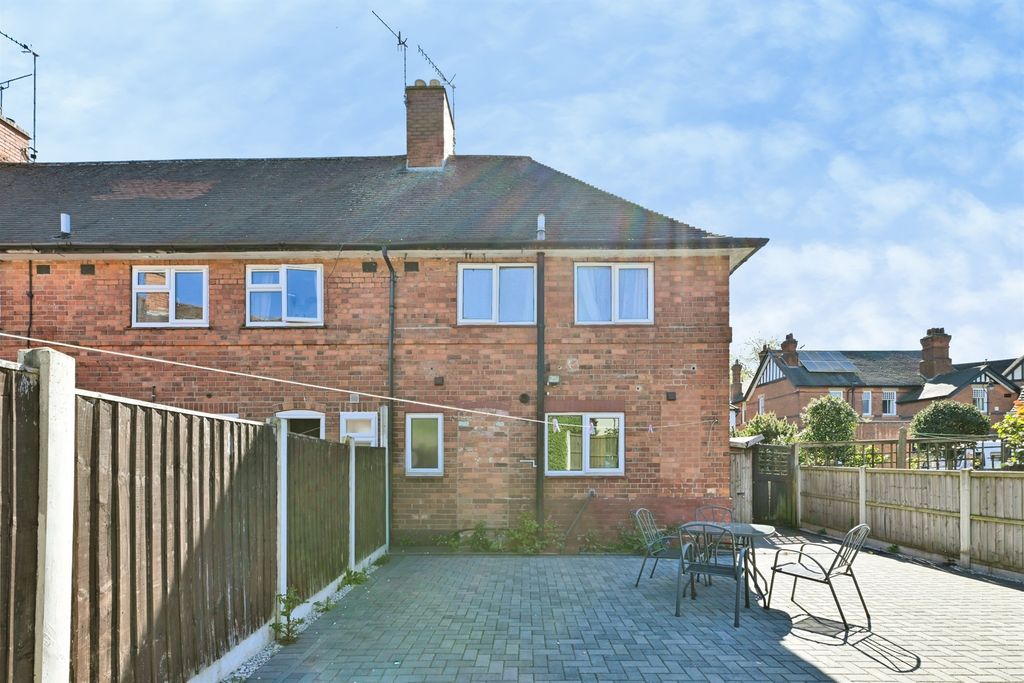 Property photo 3 of 16