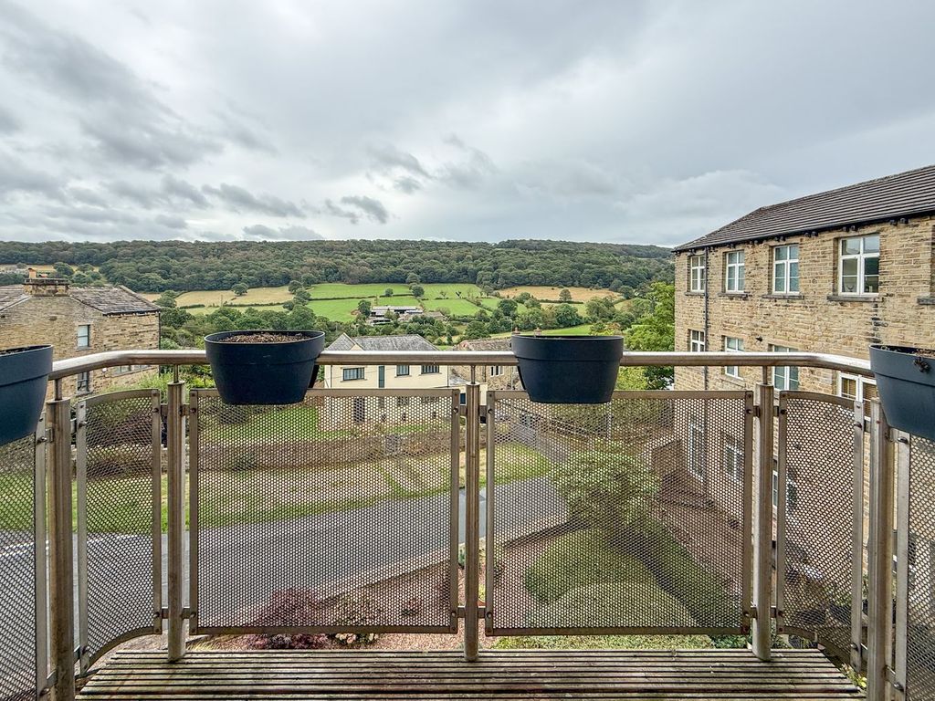 Property photo 3 of 22