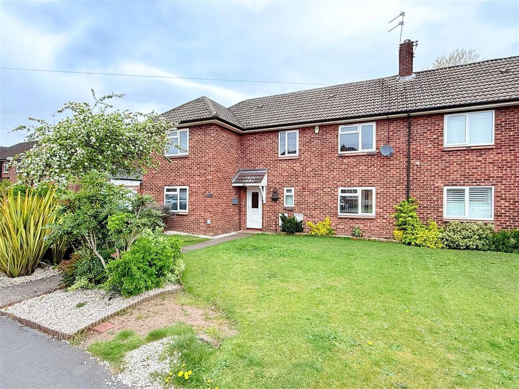 Property photo 2 of 13 Front