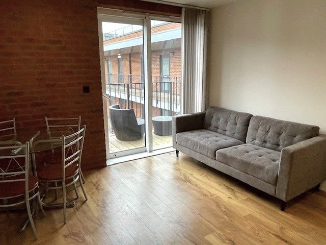 Property photo 3 of 27