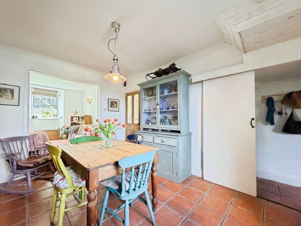 Property photo 2 of 19 5326934