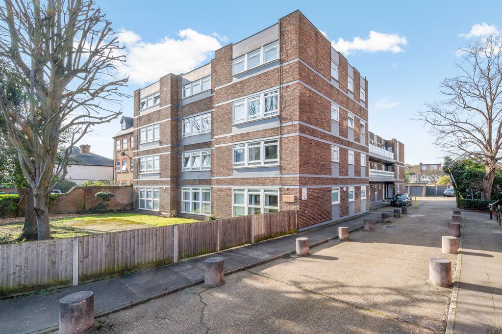 Property photo 1 of 8 Picture No. 08