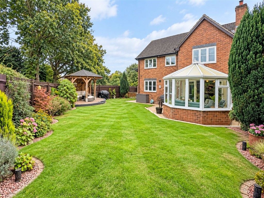 Property photo 2 of 16 Rear Garden