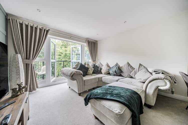 Property photo 2 of 18