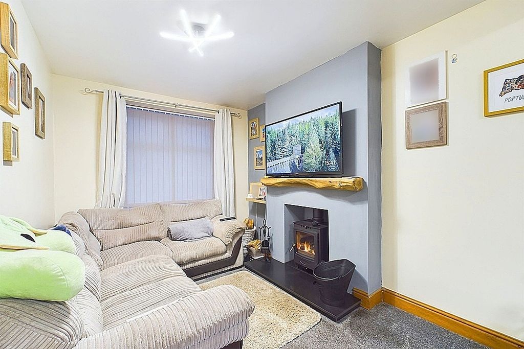 Property photo 2 of 19 Photo 18