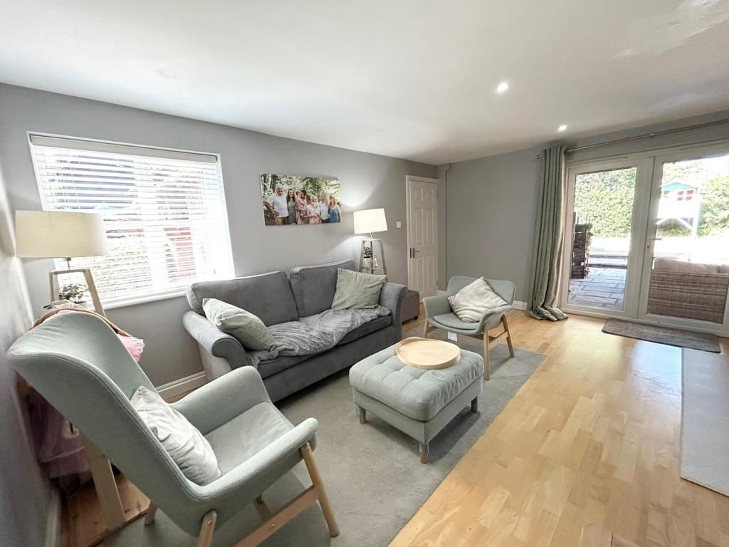 Property photo 3 of 17 7
