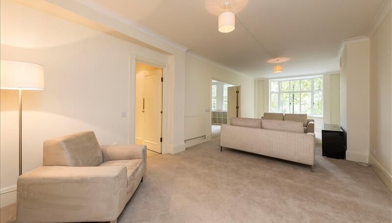 Property photo 2 of 4 Living Room