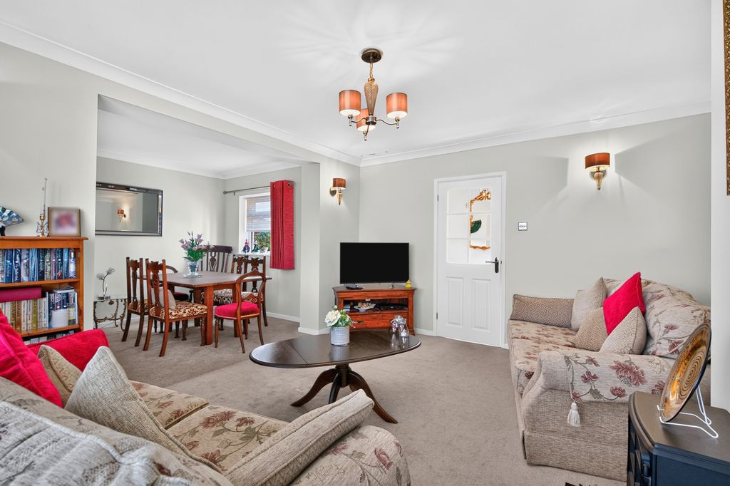 Property photo 2 of 17 Pbox-Img.Jpg