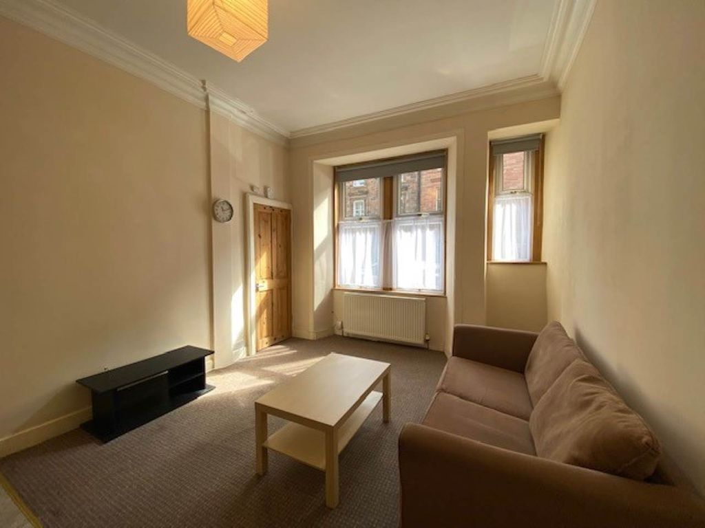 Property photo 2 of 8 Living Room