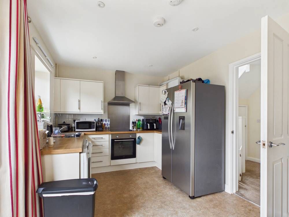 Property photo 3 of 15 Giraffe360-Still003