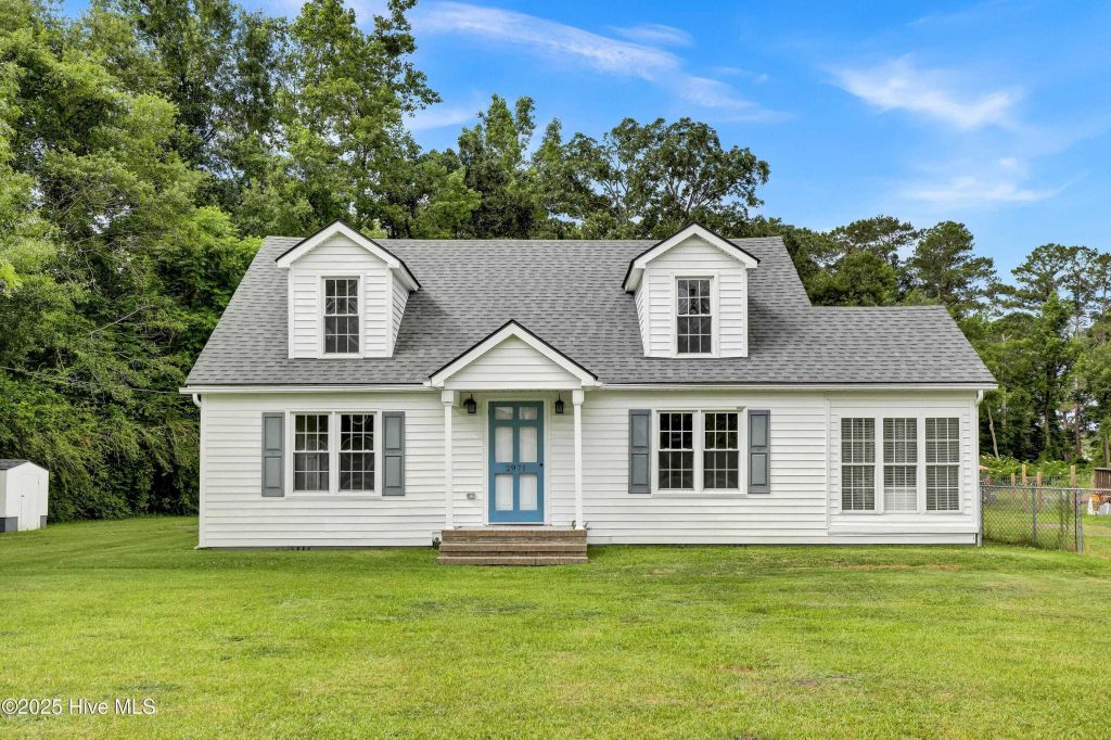 Property photo 1 of 26