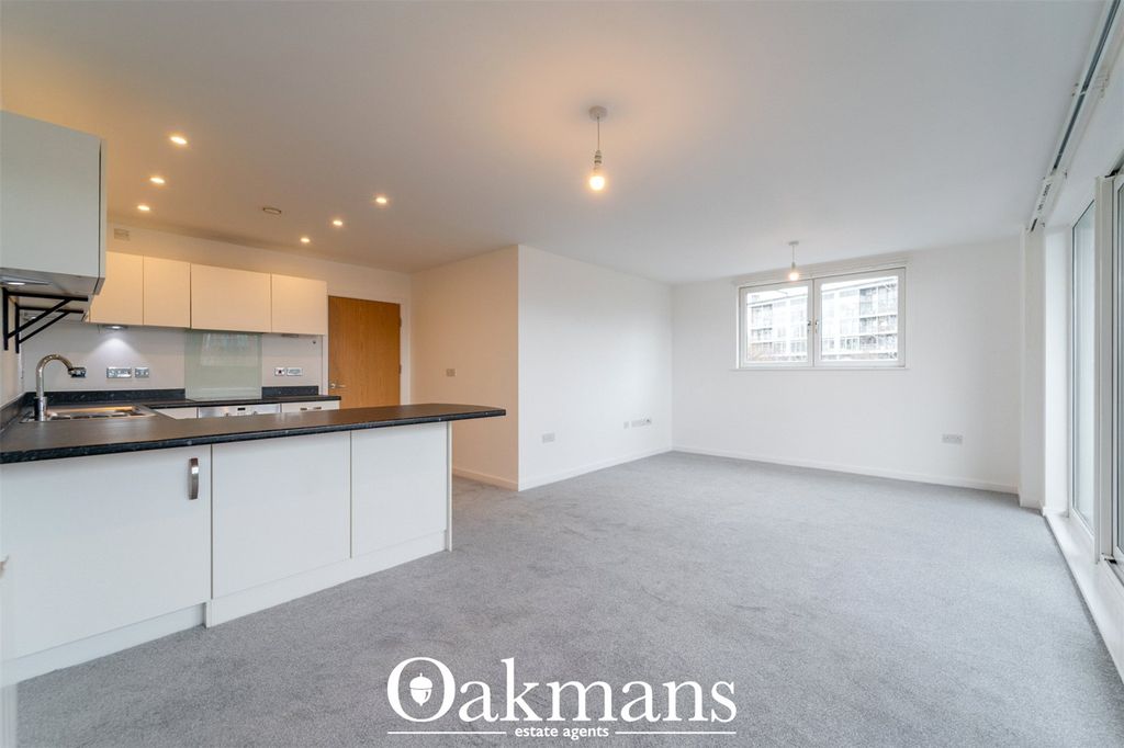 Property photo 3 of 33 Picture No. 07