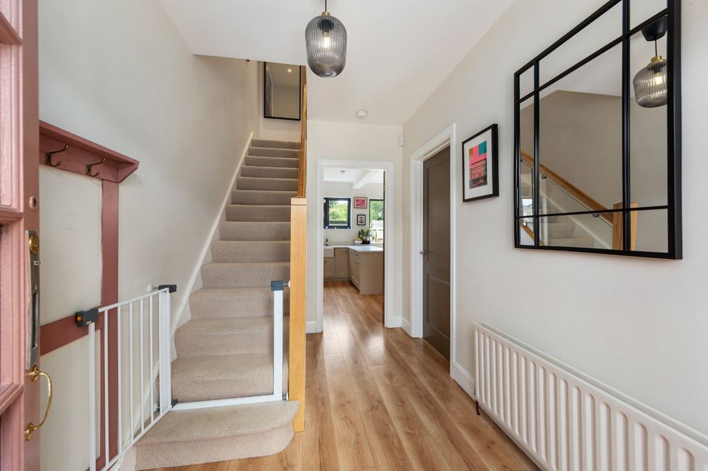 Property photo 2 of 11 Picture No. 02