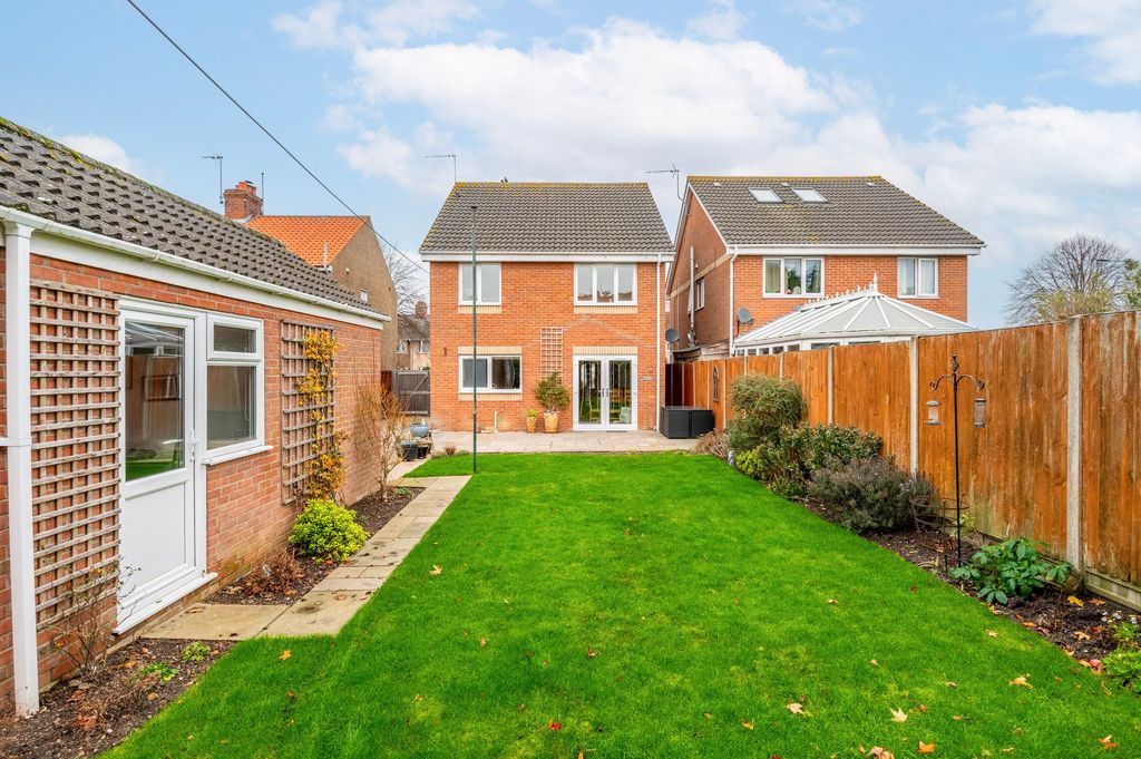 Property photo 1 of 23