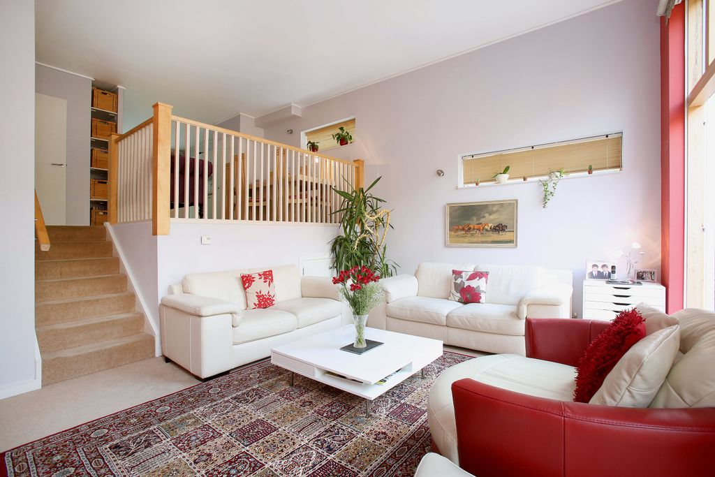 Property photo 3 of 22