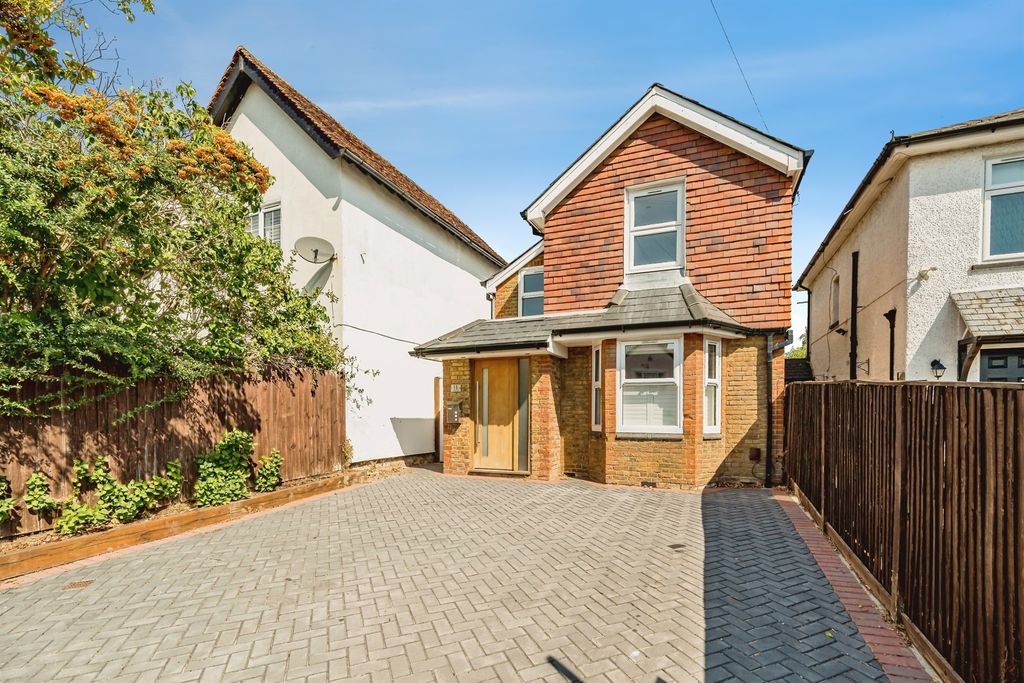 Property photo 1 of 19