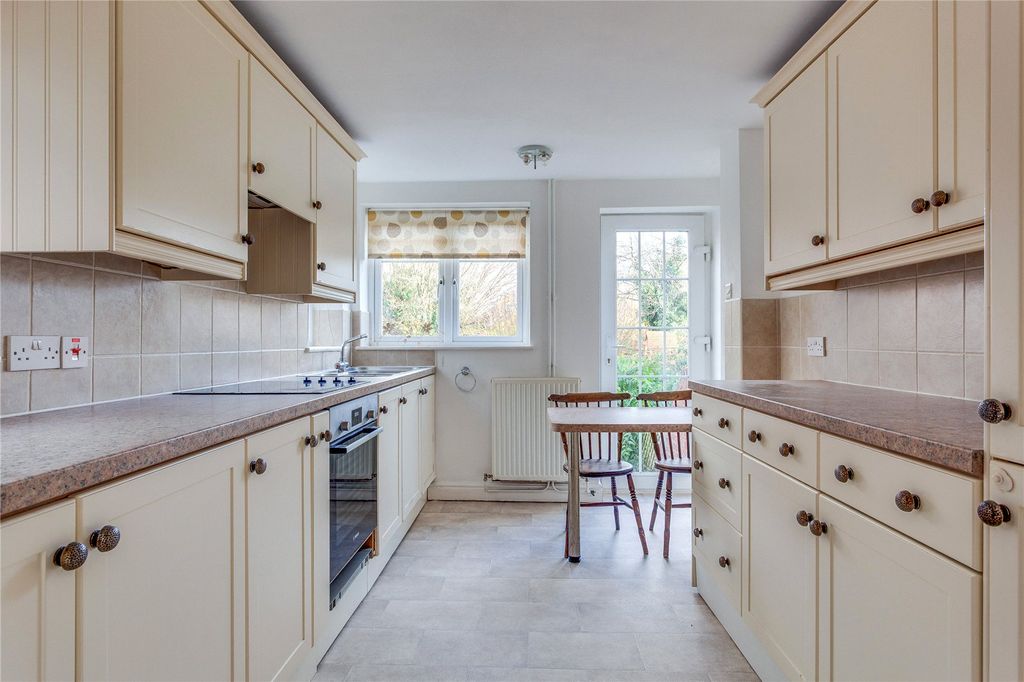 Property photo 2 of 19 Kitchen