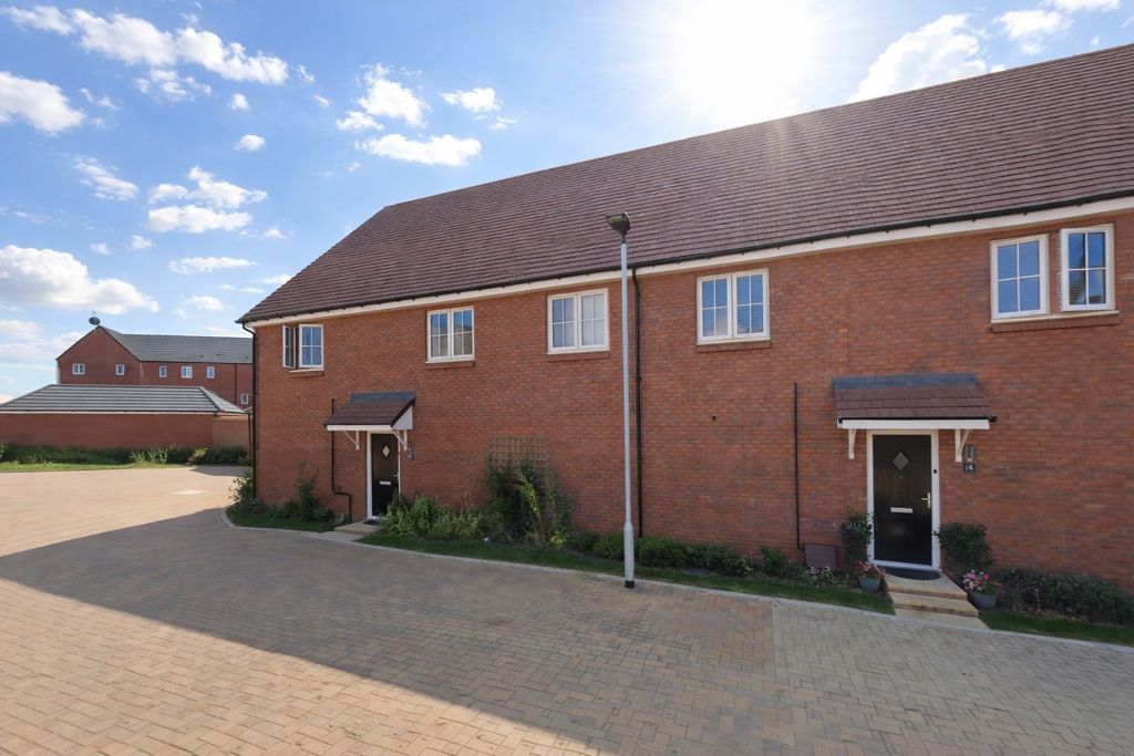 Property photo 1 of 3