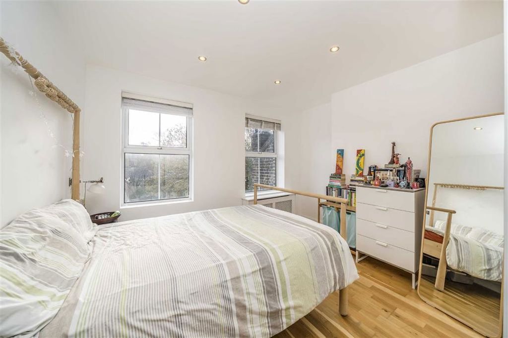 Property photo 3 of 5