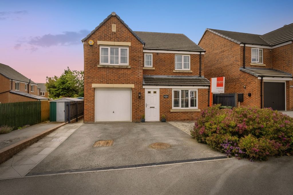 4 bed detached house for saleRock House Way, Ossett, West Yorkshire WF5