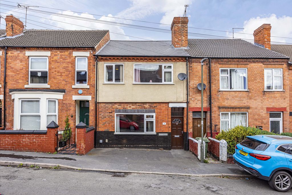 Property photo 1 of 13
