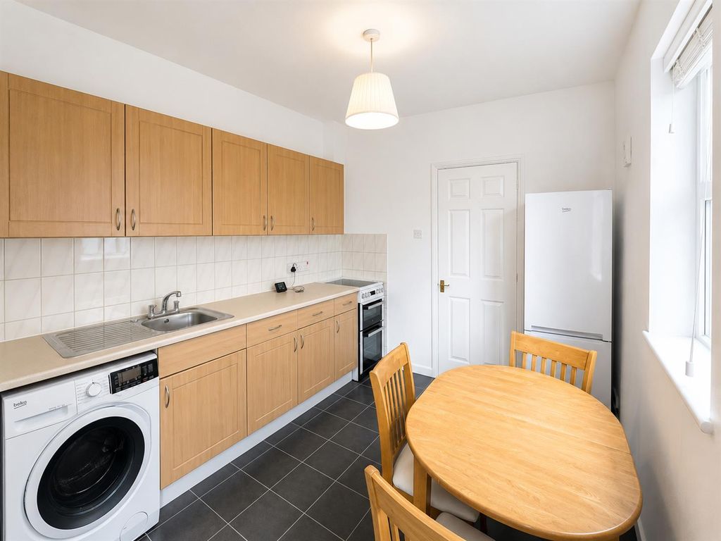 Property photo 2 of 12 Coopers Estate Agents