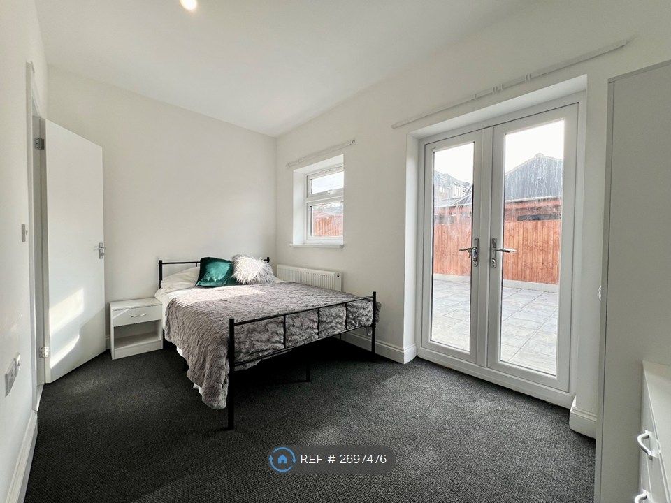 Property photo 1 of 26