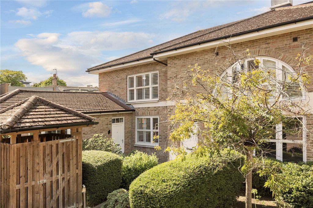 Property photo 2 of 14 Picture No. 20