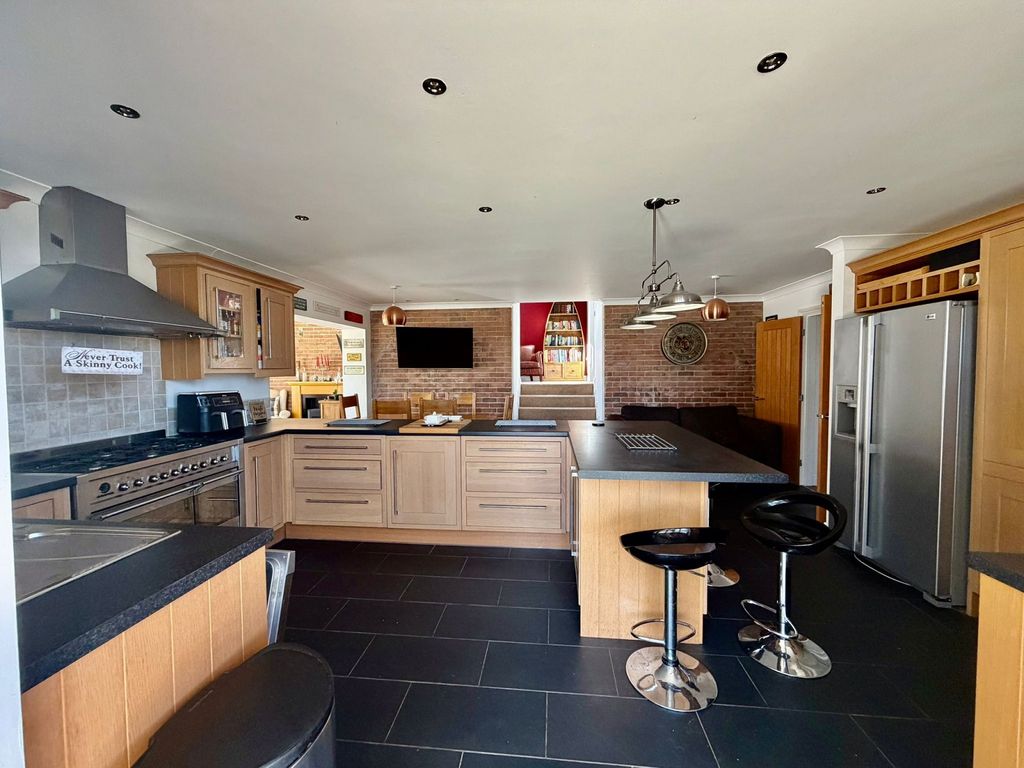 Additional image 5 of 4 bed detached house for saleRose Villas, Skewen, Neath, Neath Port Talbot. SA10