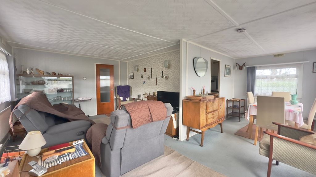 Property photo 3 of 21 Img_7543