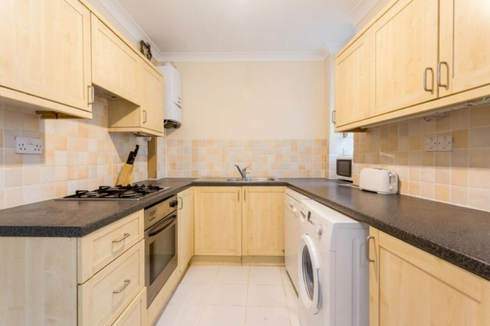 Property photo 3 of 8