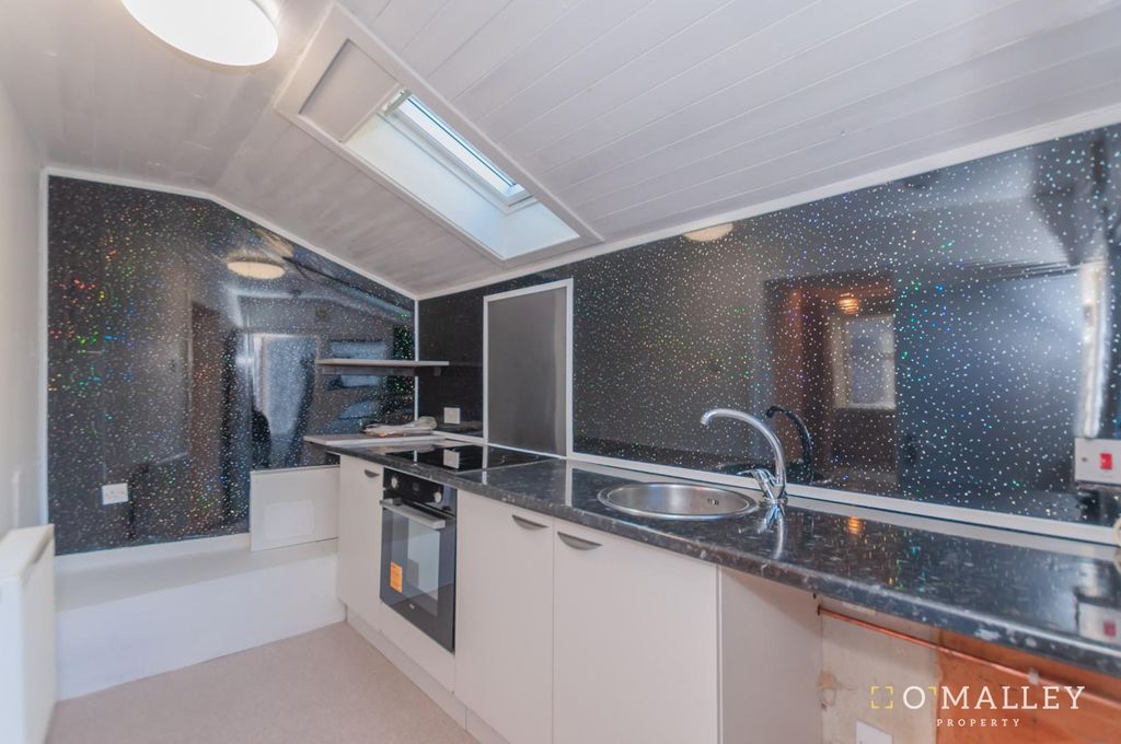 Property photo 2 of 12 Kitchen.Jpg