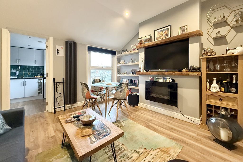 Property photo 2 of 7 2