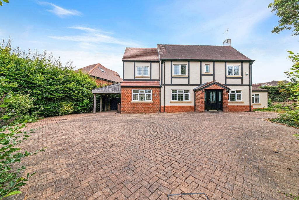 Property photo 1 of 15