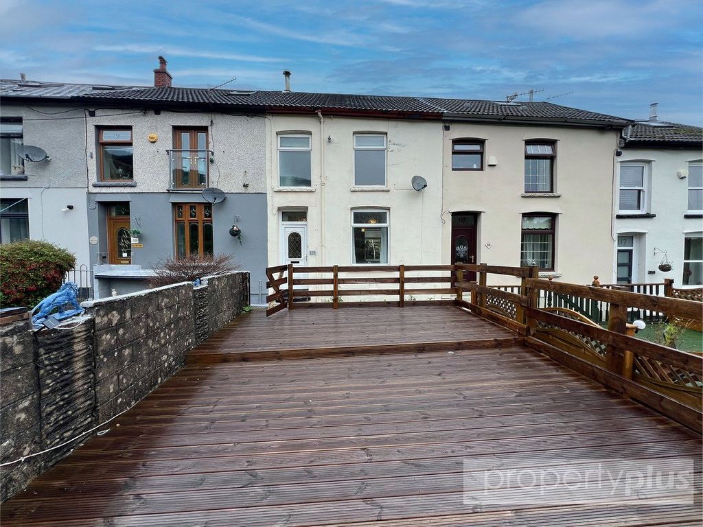 Property photo 1 of 12 Picture No. 02