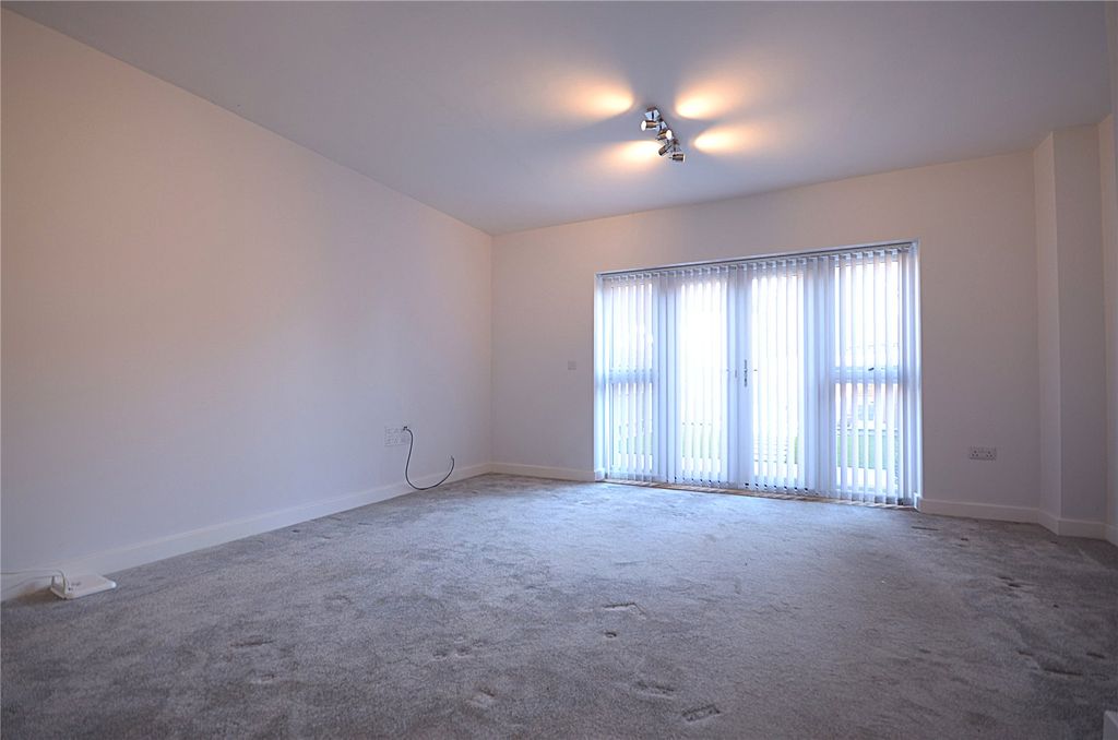 Property photo 2 of 19 Picture No. 02