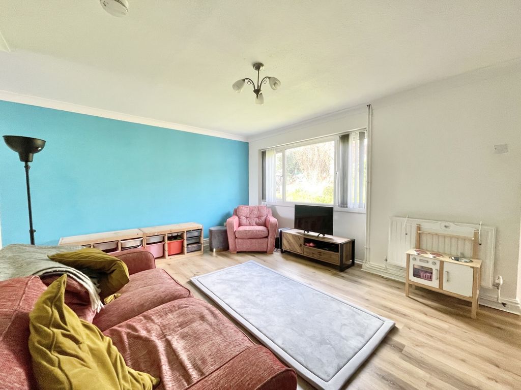 Property photo 3 of 14 Photo 3