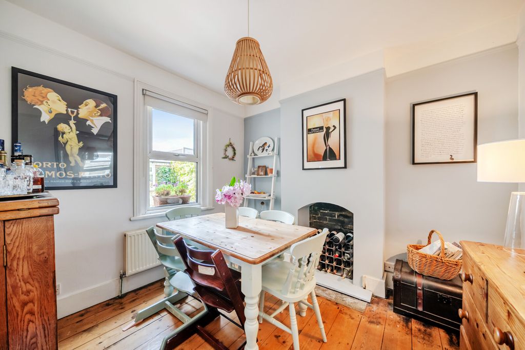 Property photo 3 of 21 1453608-2-69Fc688...