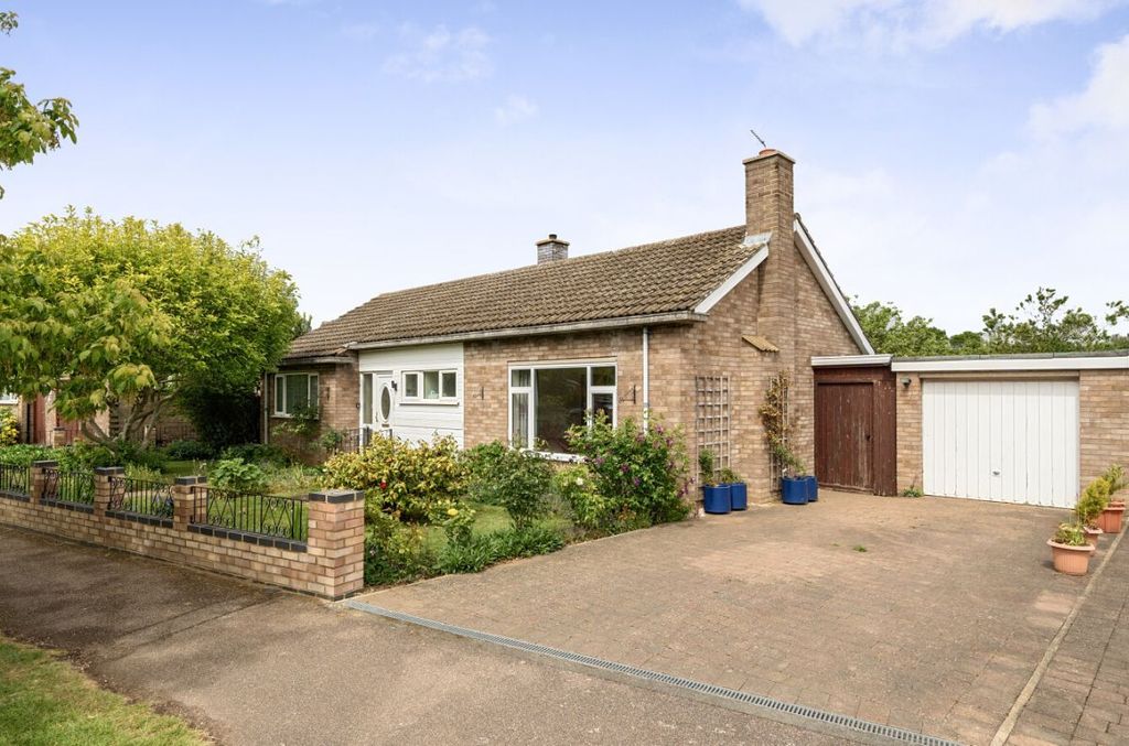 Property photo 1 of 18