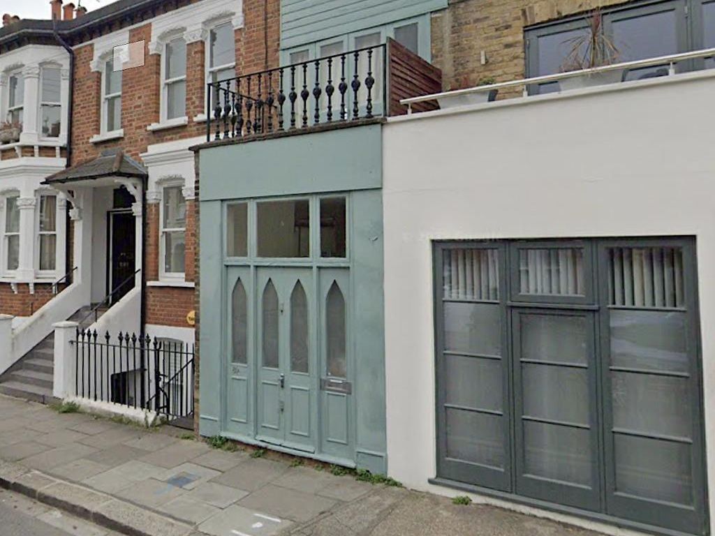 Property photo 1 of 9