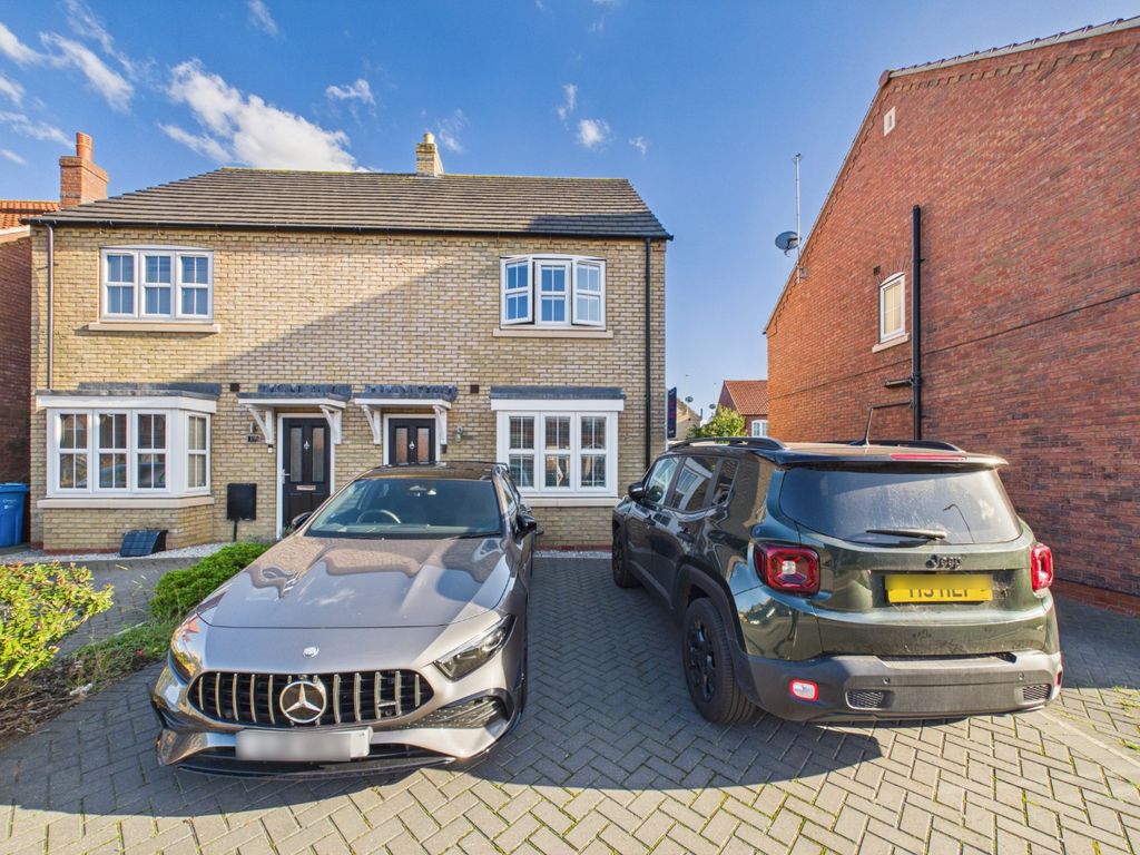 Property photo 1 of 18 5550311