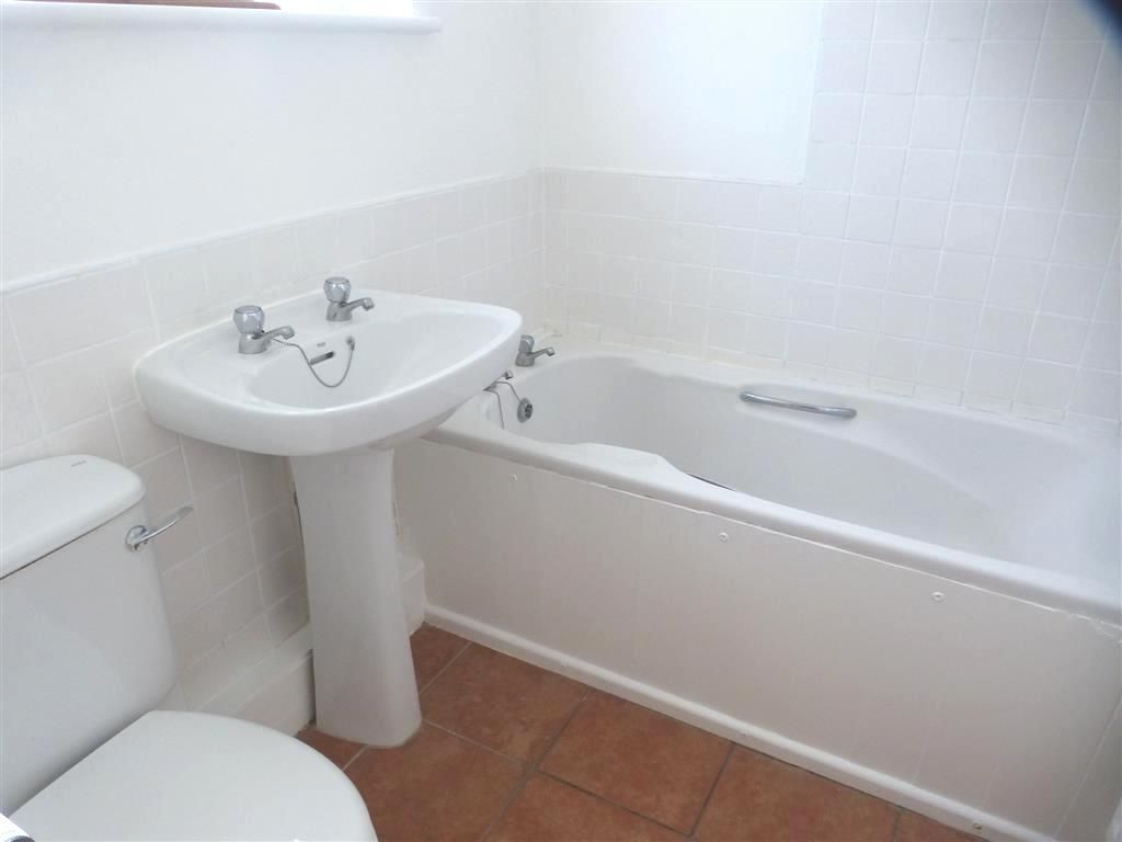 Property photo 3 of 6 Bathroom