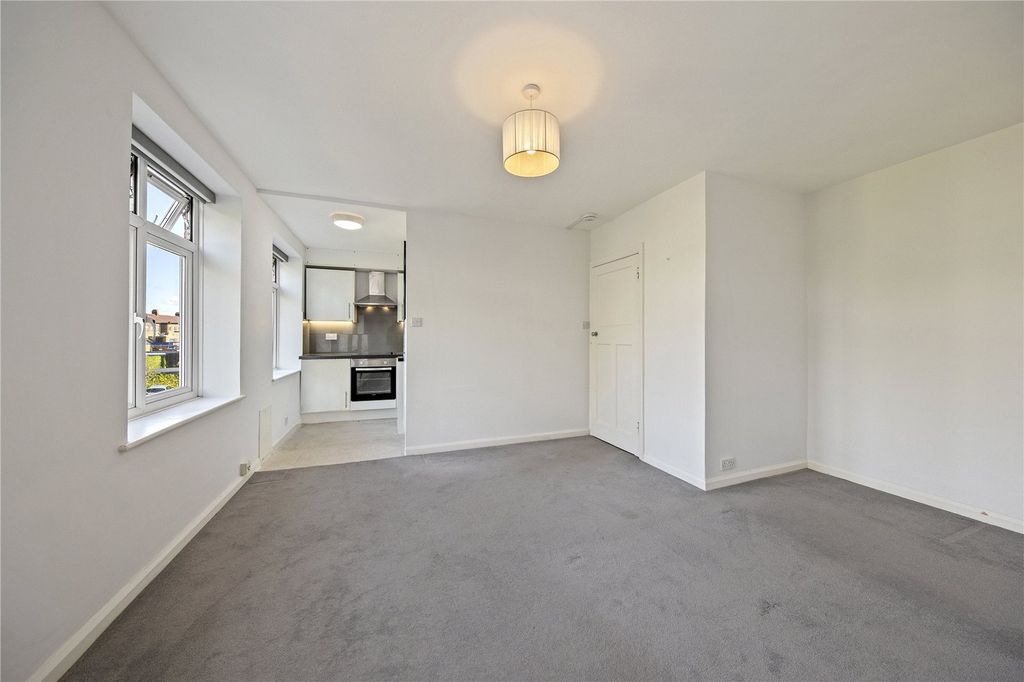 Property photo 1 of 7 Picture No. 16